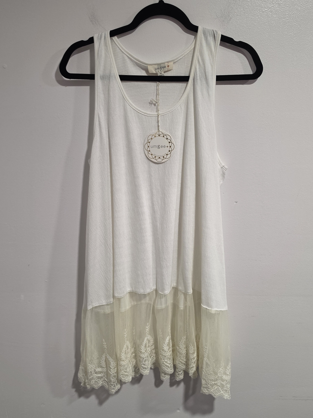 NWT Umgee Boho Ivory Ribbed Sleeveless Tunic with Lace Hem Women's Size XL